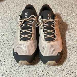 On Cloud Running Mens 11.5